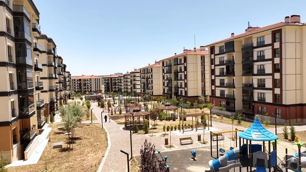 TOKİ'nin 500 bin sosyal konut projesi başvuruları başladı! Bunu yaparsanız başvurunuz iptal olur 