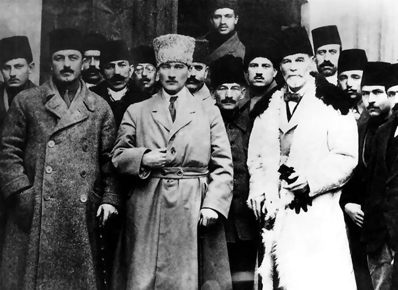 Ulu Önder Atatürk'ün ebediyete intikalinin 87. yılı: Saygı ve özlemle anıyoruz
