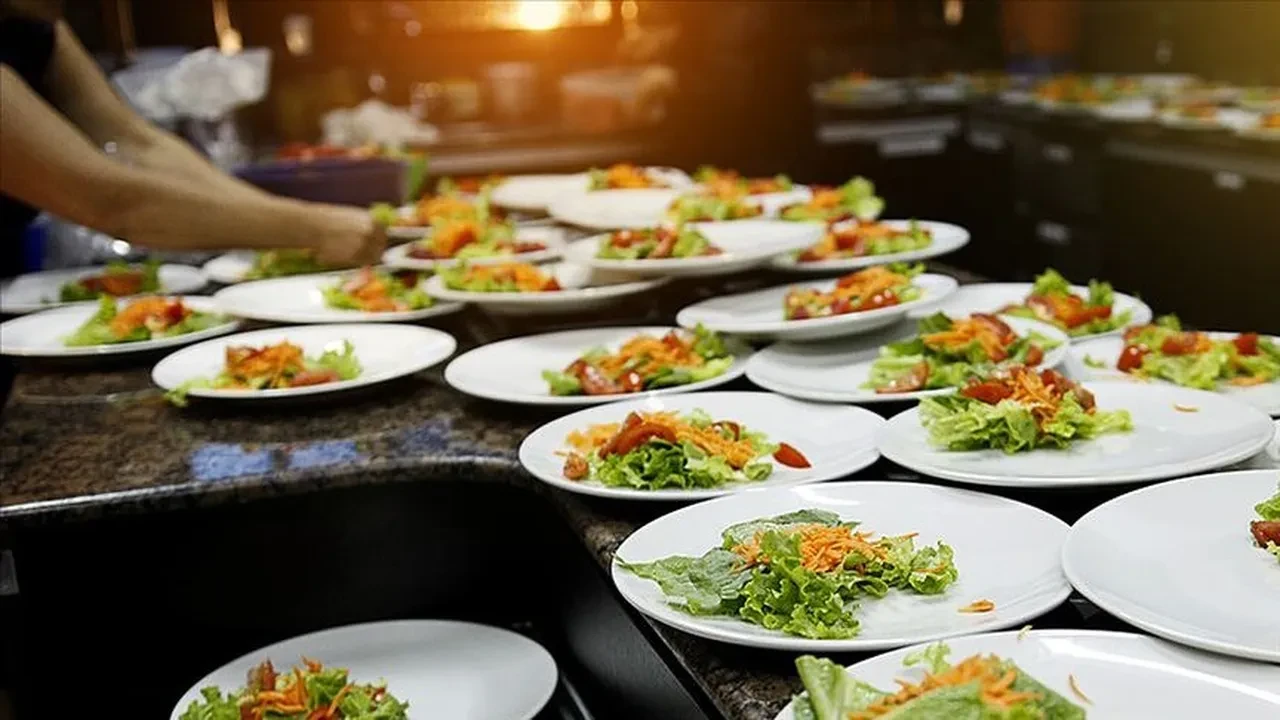 Yemek fiyatları düşecek mi? TÜRES Başkanı Ramazan Bingöl’den sürpriz çıkış: Kendi platformumuzu kurabiliriz