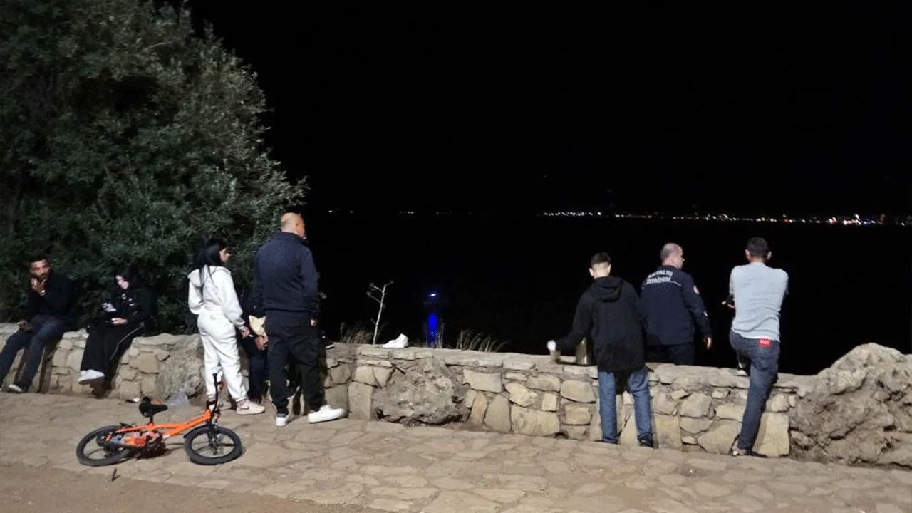 'Ailemin suçu yok' diyerek atladı! Çevredekiler film izler gibi izledi