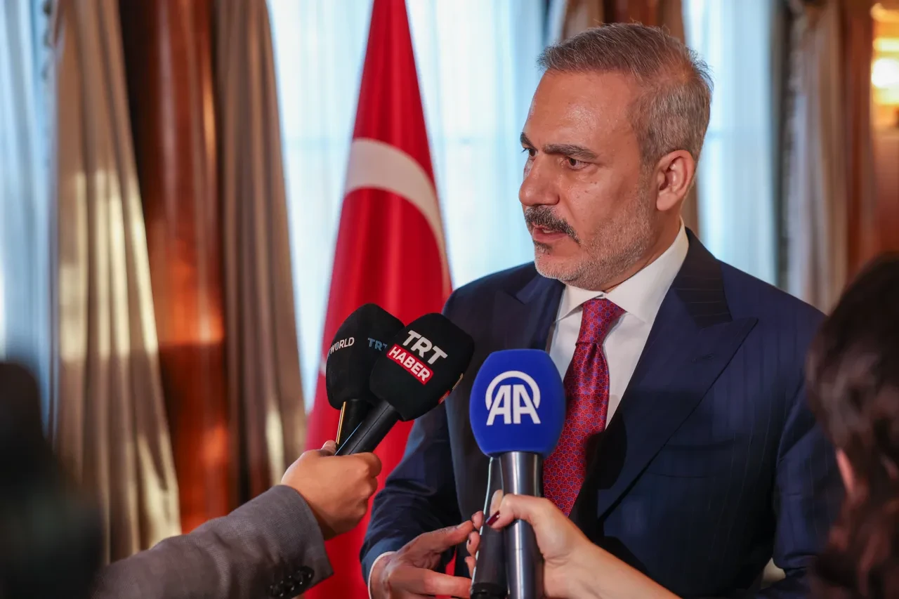 Bakan Fidan'dan Suriye uyarısı! PKK/YPG tehdidine dikkat çekti