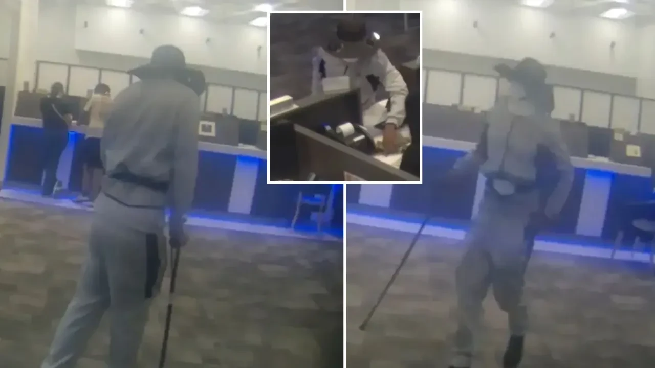 Bastonuna yaslana yaslana banka soydu! Görenler şoke oldu