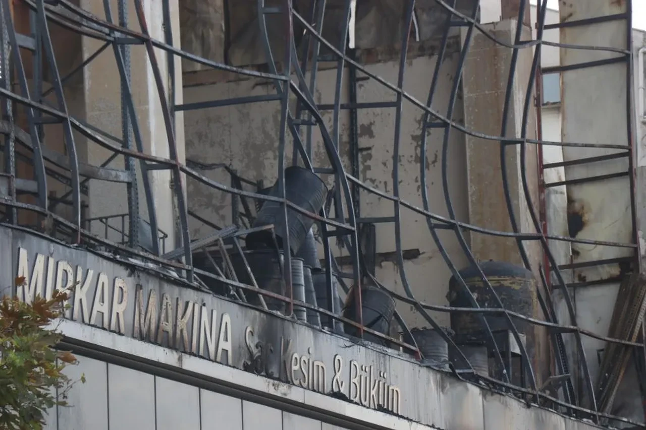 Dilovası'ndaki yangına ilişkin 5 kişi açığa alındı!