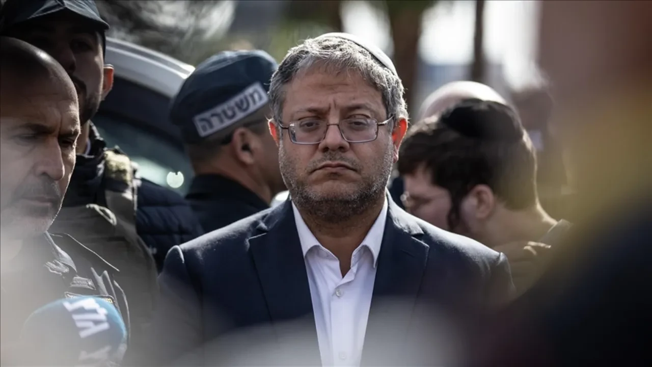 Filistinli tutuklulara idam cezasının önü açıldı, aşırı sağcı İsrailli bakan mecliste tatlı dağıttı