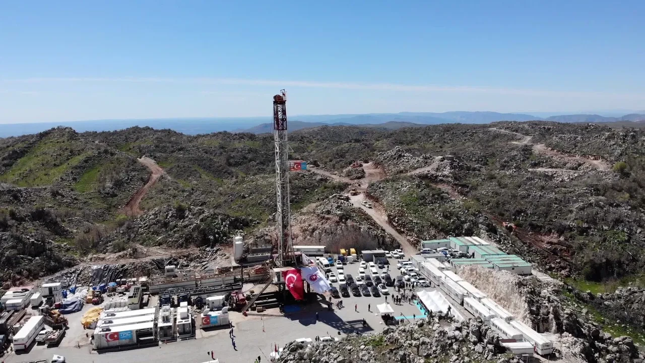 Gabar'da petrol üretimi yüzde 42 ile zirveye çıktı, cari açığa yıllık 2 milyar dolarlık katkı