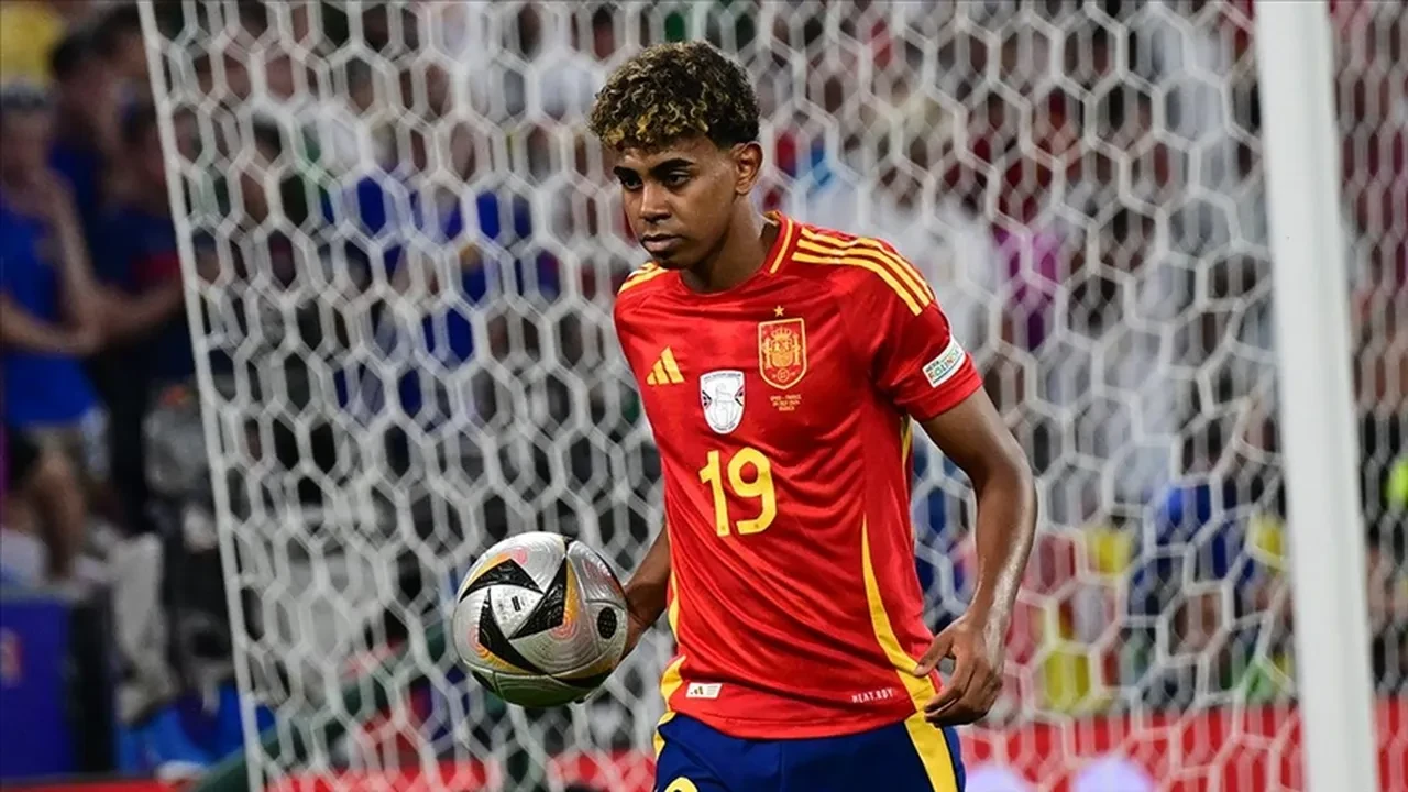 İspanya'da Türkiye maçı öncesi sakatlık! Yıldız isim kadrodan çıkarıldı