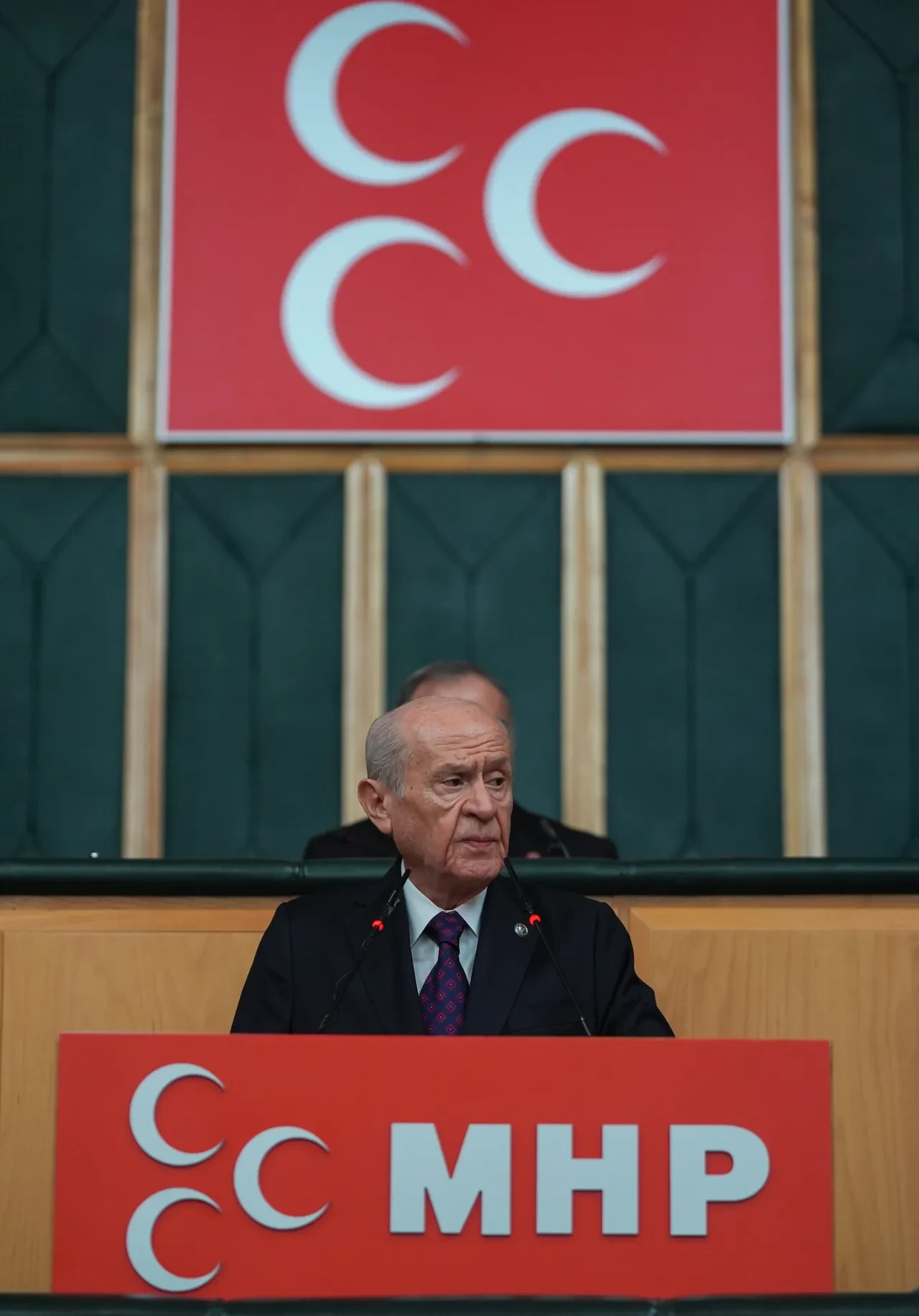 MHP Lideri Devlet Bahçeli'den süreci eleştirenlere zor soru: 'Terör bitsin mi bitmesin mi'