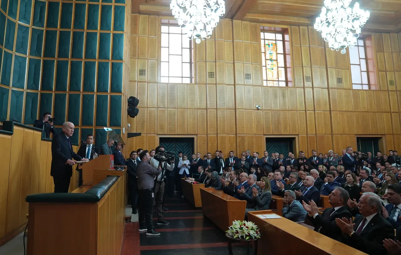 MHP Lideri Devlet Bahçeli'den süreci eleştirenlere zor soru: 'Terör bitsin mi bitmesin mi'