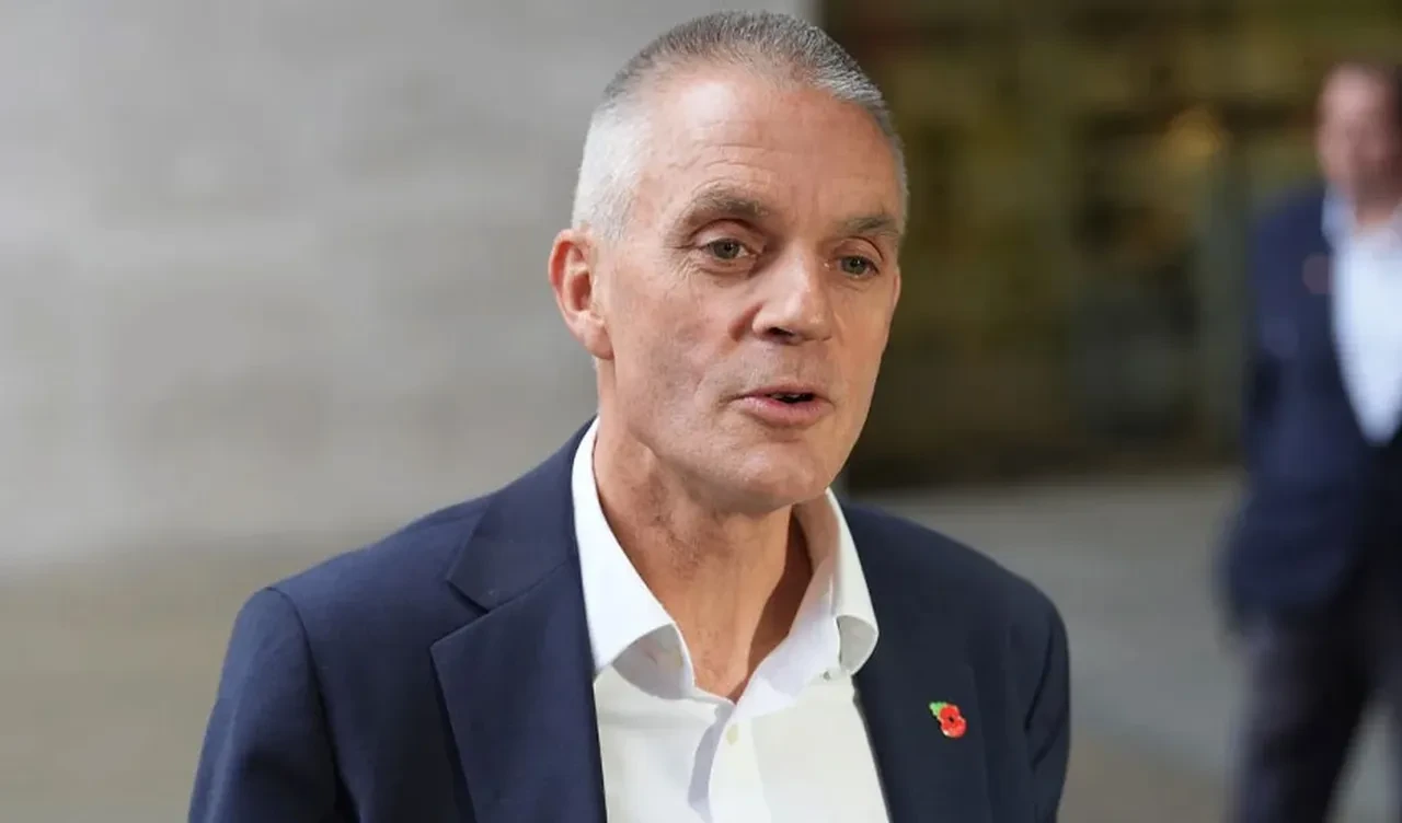 Montaj skandalı yüzünden istifa etmişti! BBC Genel Müdürü Davie'den şok itiraf: "Hata ettik"