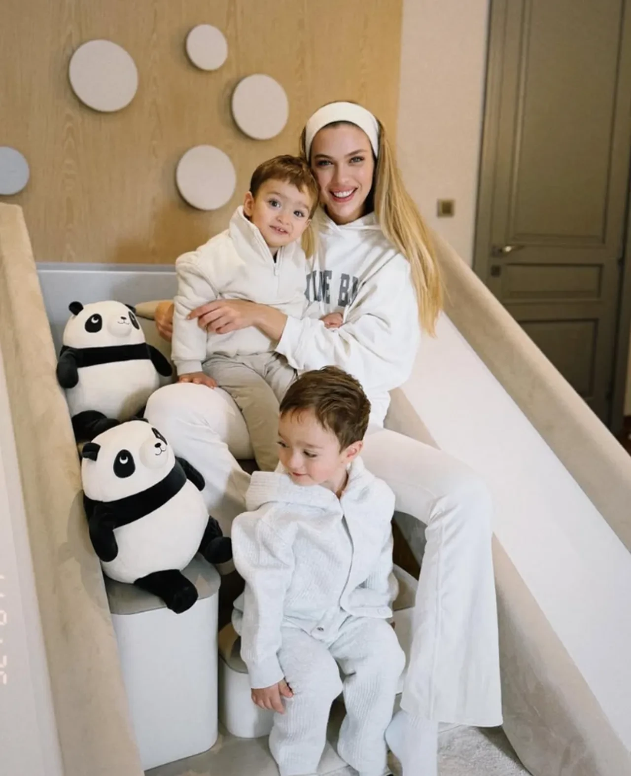 Yasemin Şefkatli ve İdo Tatlıses oğullarının sağlık sorunlarıyla mücadele ediyor: Bunu da atlayacağız