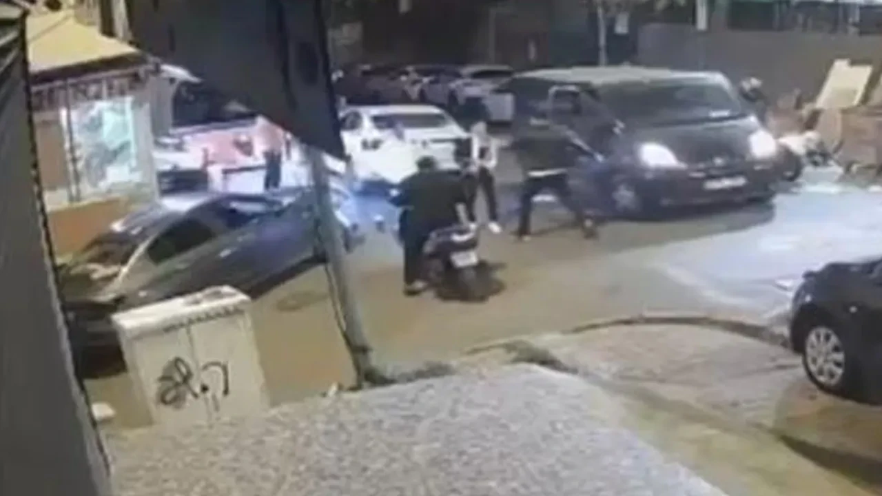 Yol verme kavgasında kan aktı! Önce bıçakladı, sonra kovaladı