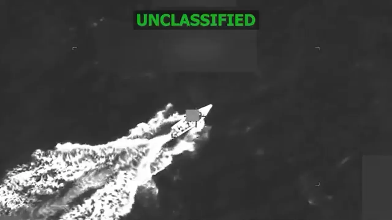 ABD uçak gemisi saldırı grubunu Karayipler'e gönderdi! Venezuela savunma hazırlığında