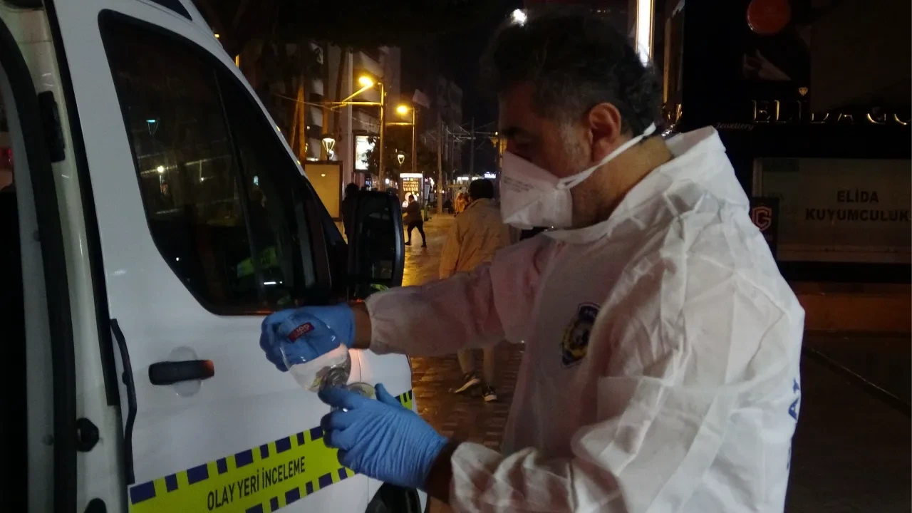 Ağır kokunun sebebi ihbarla ortaya çıktı! Meğer bir ay önce ölmüş