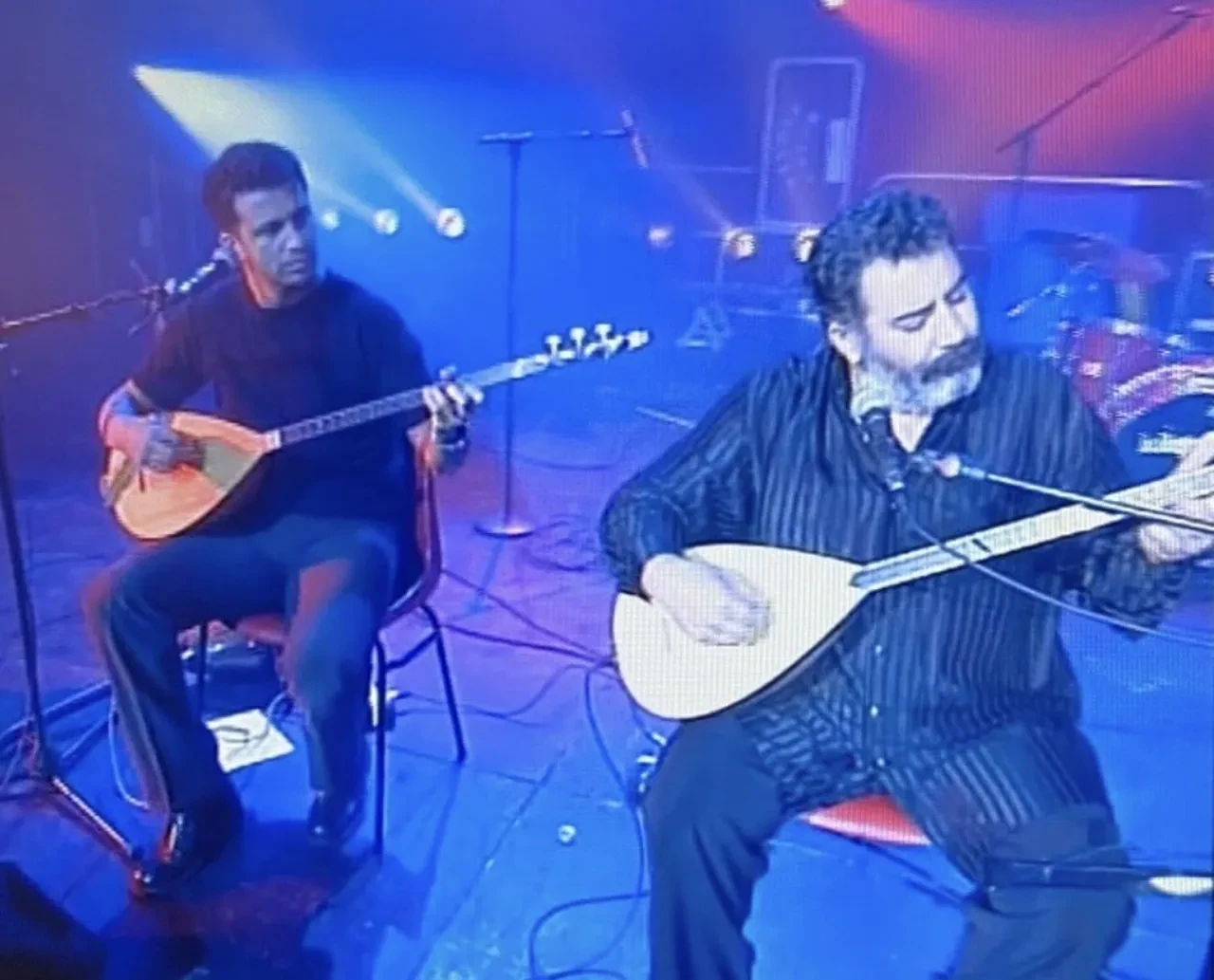 Ahmet Kaya vefatının 25. yılında dostlarının sesiyle AKM sahnesinde anılıyor: “Ahmet Abi’min Şarkıları”