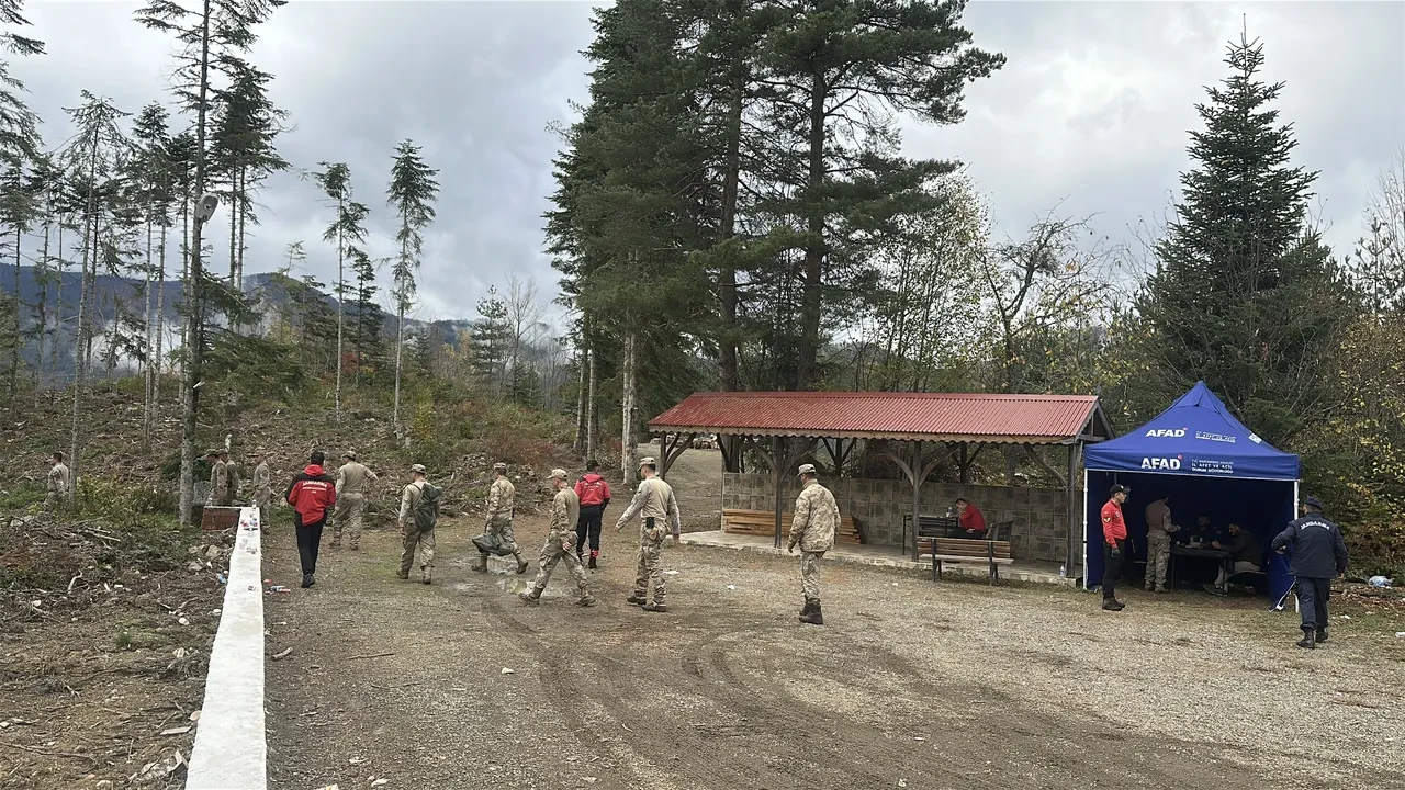 Anne ve oğlunun cesedinin bulunduğu bölgede dikkat çeken telefon detayı! 3 kez sinyal alınmıştı