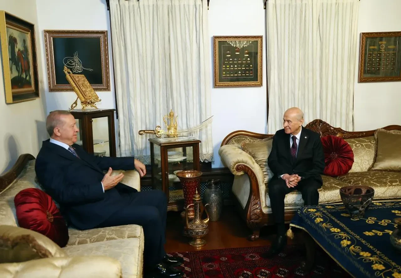 Cumhurbaşkanı Recep Tayyip Erdoğan MHP Lideri Devlet Bahçeli ile görüştü