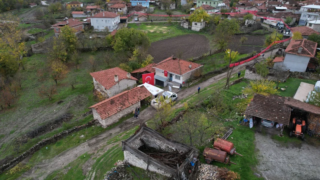 Düşen kargo uçağında kahreden tesadüf! Çocukluk arkadaşıyla aynı gün şehit oldu