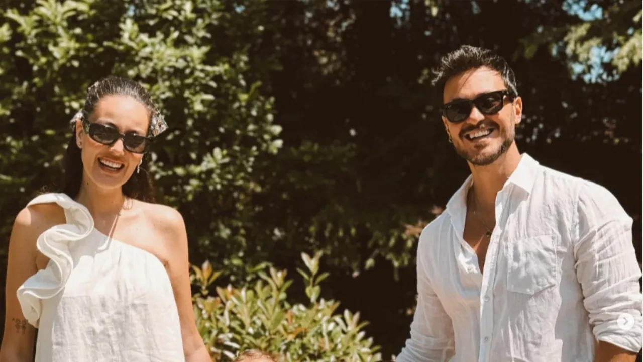 Herkes boşandılar zannetti gerçek bambaşka çıktı! Pelin Akil ile Anıl Altan çiftinin yeni hamlesi belli oldu 