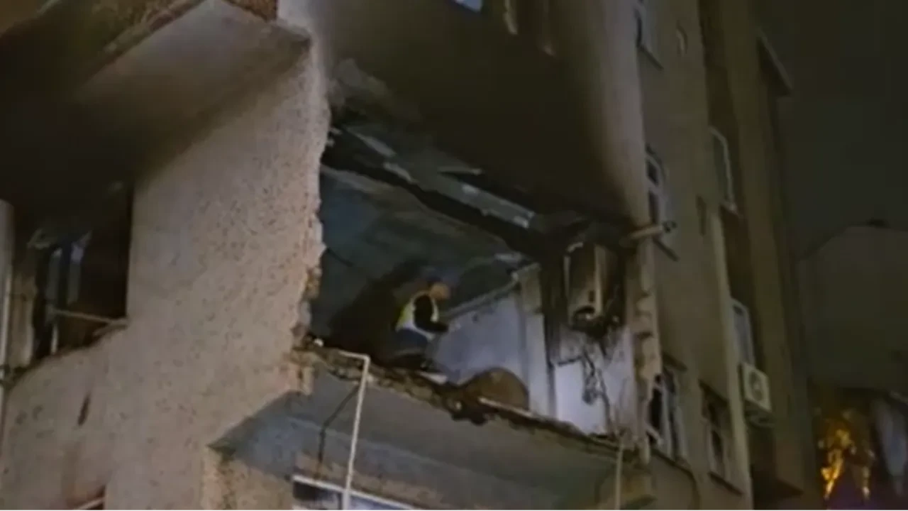 İstanbul Kağıthane'de korkunç patlama! Valilikten açıklama geldi