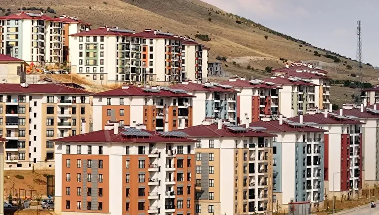 Kargir ev köy evi bağ ve bahçesi olanlar TOKİ 500 bin sosyal konuta başvurabilir mi?