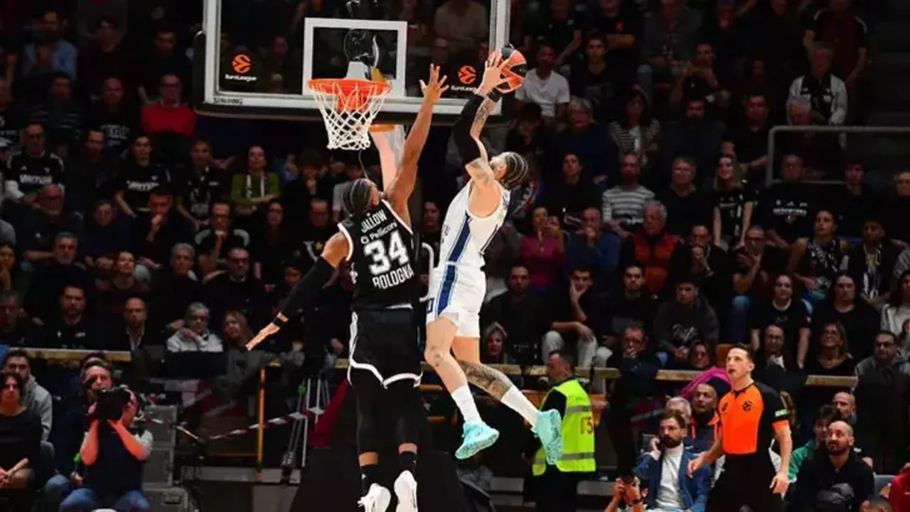 Virtus Bologna Anadolu Efes maç sonucu! Üst üste 3. yenilgi