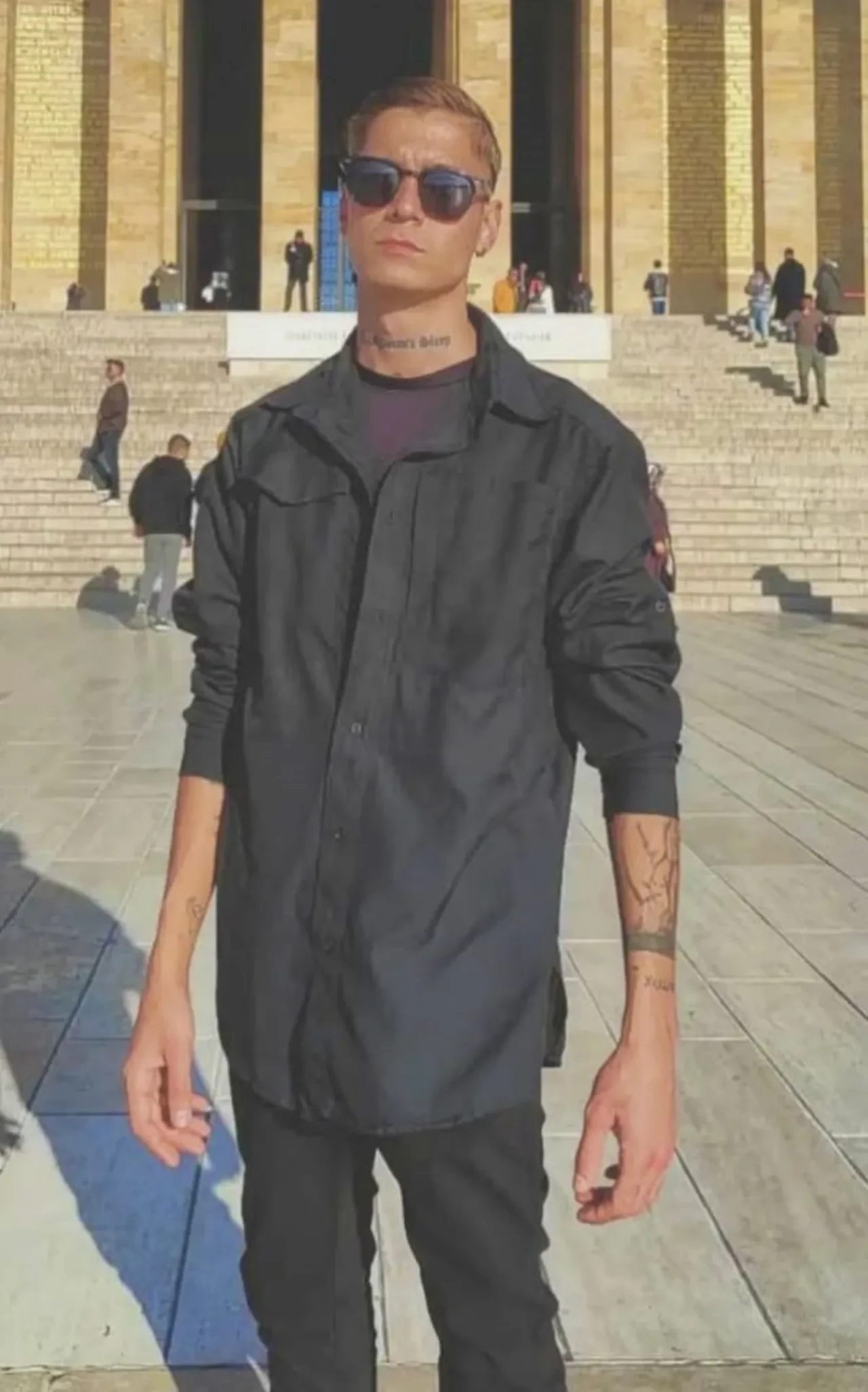 Boş araziye çağırdığı oğlunu 37 kez bıçakladı! Küçük kızının sözleri salondakileri ağlattı