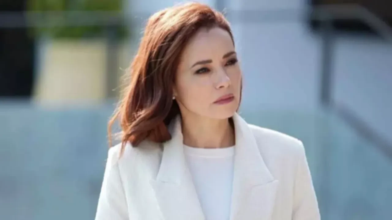 Çocuklarıyla kaza geçiren Özgü Namal yaşananları anlattı: 10-15 dakika nefes alamadım