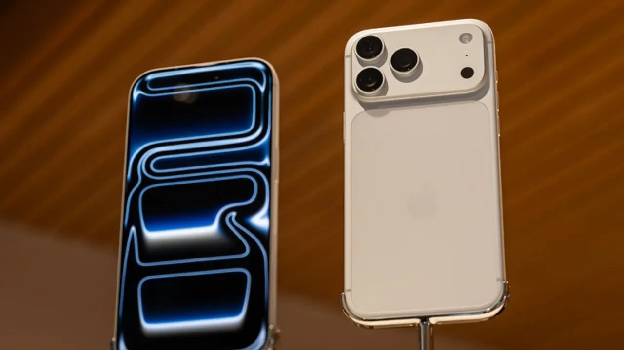 iPhone 18 Pro Max önümüzdeki yıl geliyor! Bir ilke imza atacak