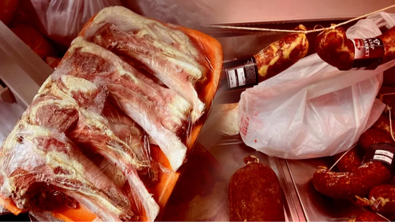 Kasap dükkanında iğrenç manzara! 'Ben böyle bir şey görmedim' 