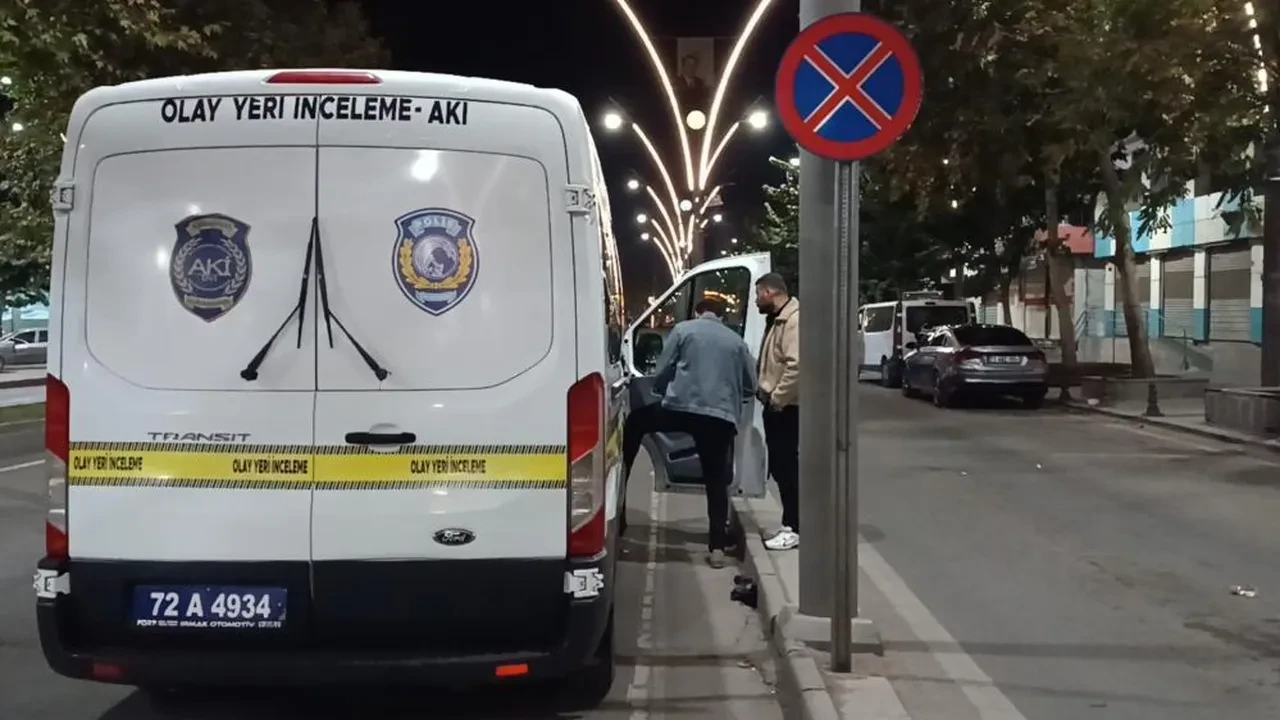 Kavgada silahlar konuştu! Tetiğe peş peşe bastı: Ölü ve yaralılar var