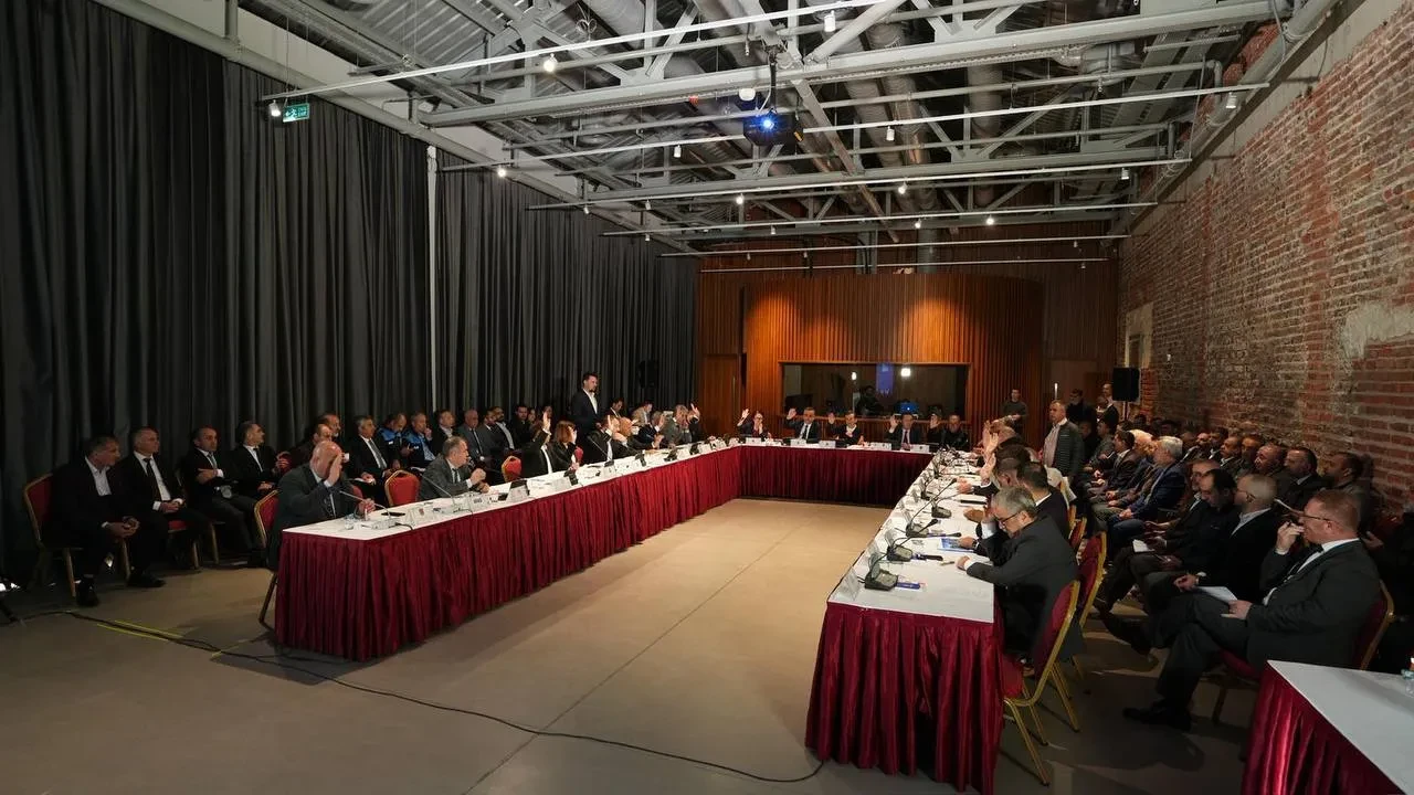 Metrobüs güzergahı değişiyor! UKOME'den Fatih Sultan Mehmet Köprüsü kararı