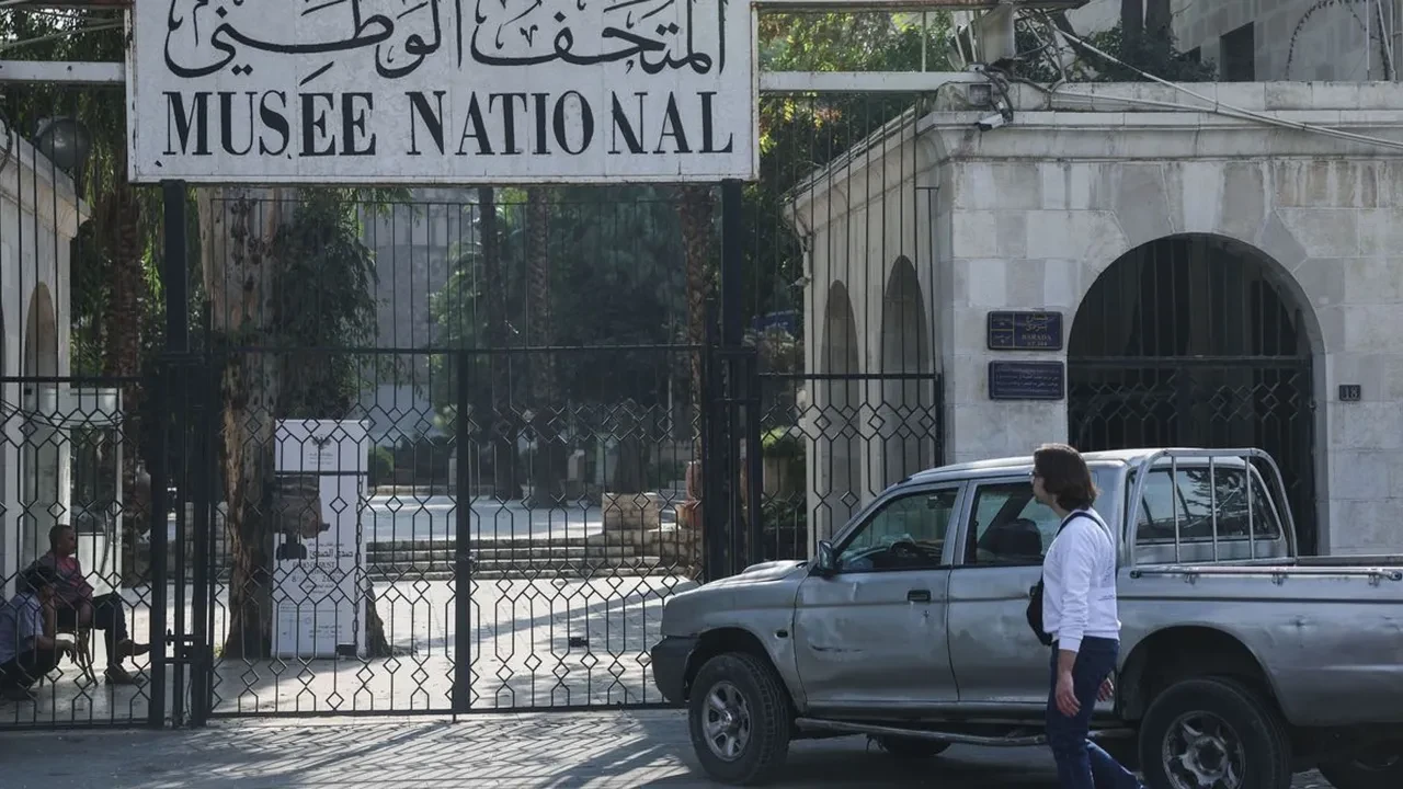 Şam'da müze soygunu! 6 arkeolojik heykel ortadan kayboldu