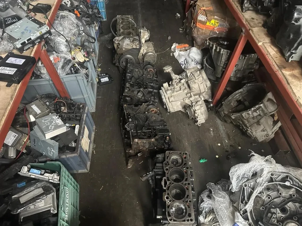 Bursa merkezli 11 ilde eş zamanlı "Change araç" baskını: 19 araç ve 4 motor bloğu ele geçirildi