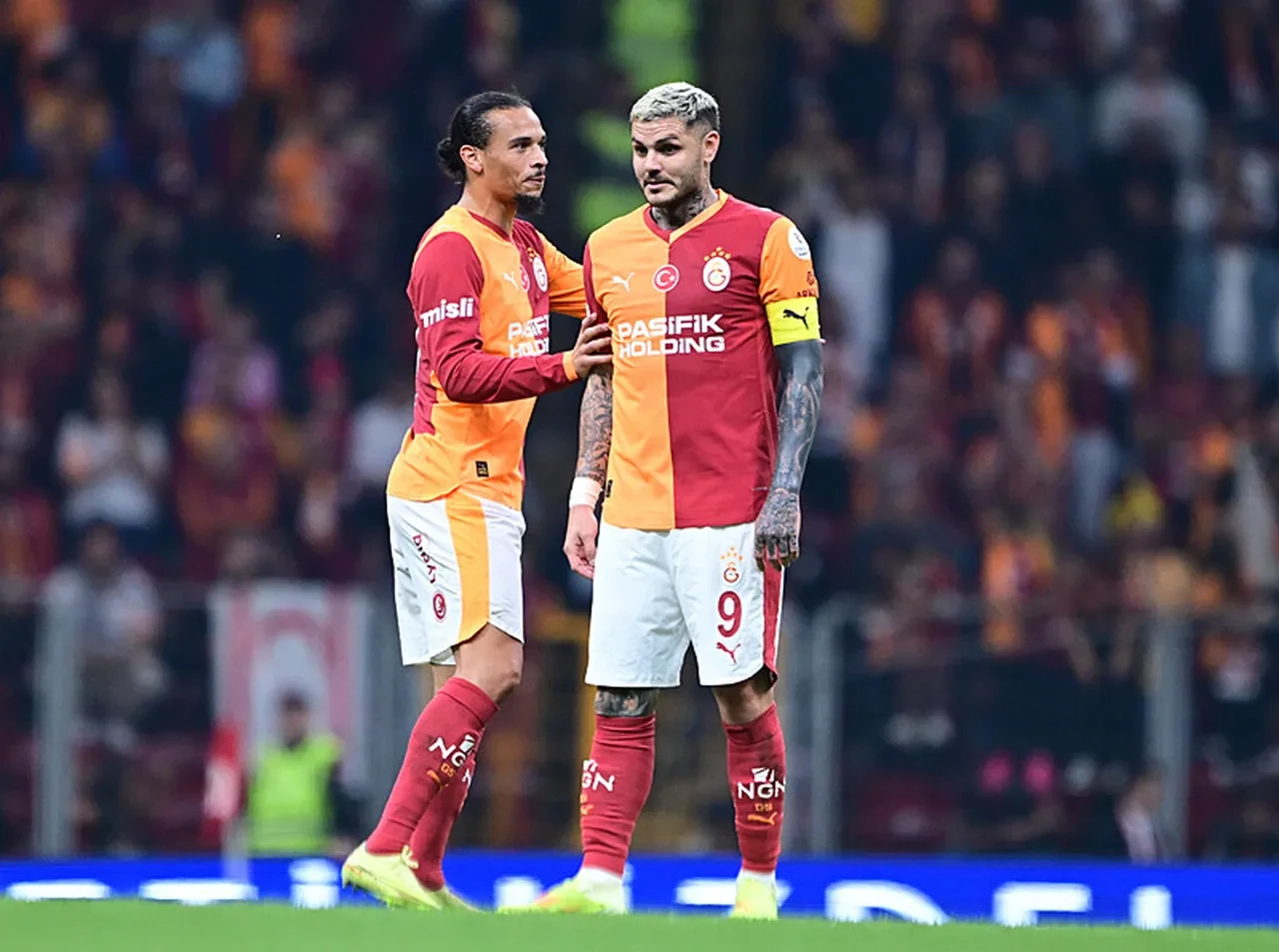 Galatasaray'ın süper yıldızı ezeli rakibine gidiyor! Icardi'nin yeni takımımı duyurdular