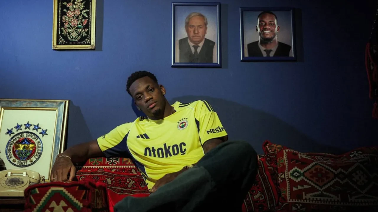 /spor/jhon-durandan-fenerbahce-karari-transferde-ters-kose-3263657