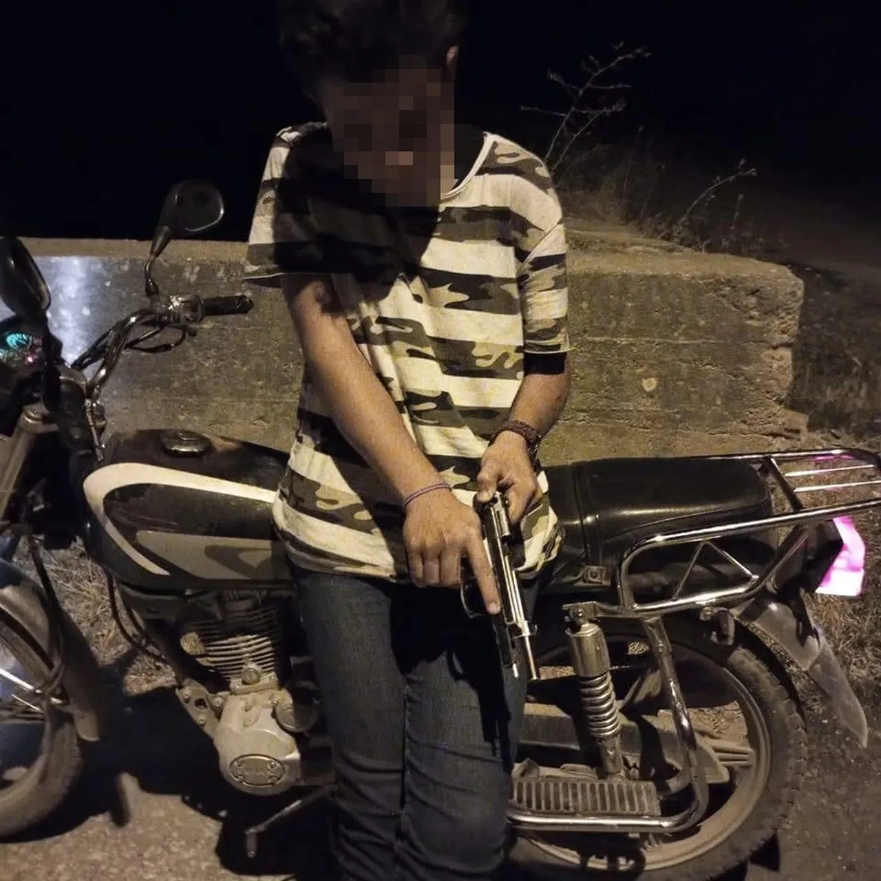 Kafede 'yan baktın' kavgası sokağa taştı! Genci, 17 yaşındaki çocuk öldürdü