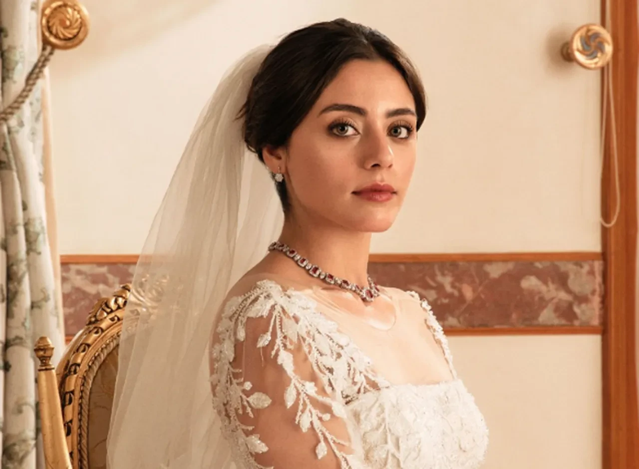 Kızılcık Şerbeti dizisine Yalçın Hafızoğlu dâhil oldu! Selin Türkmen ile ilk karesi geldi