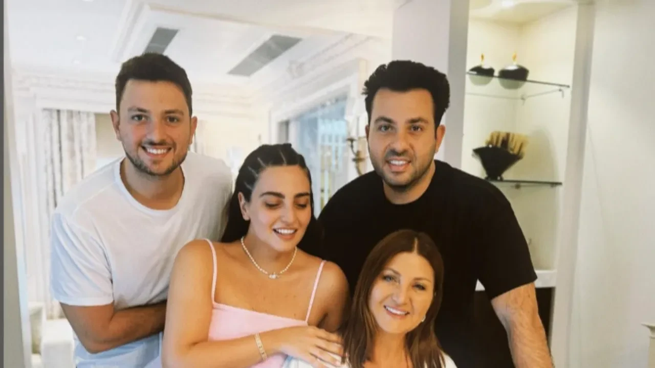 Lina, Hakan Ural'a emanet! Sibel Can'ın kızı Melisa Ural paylaştı