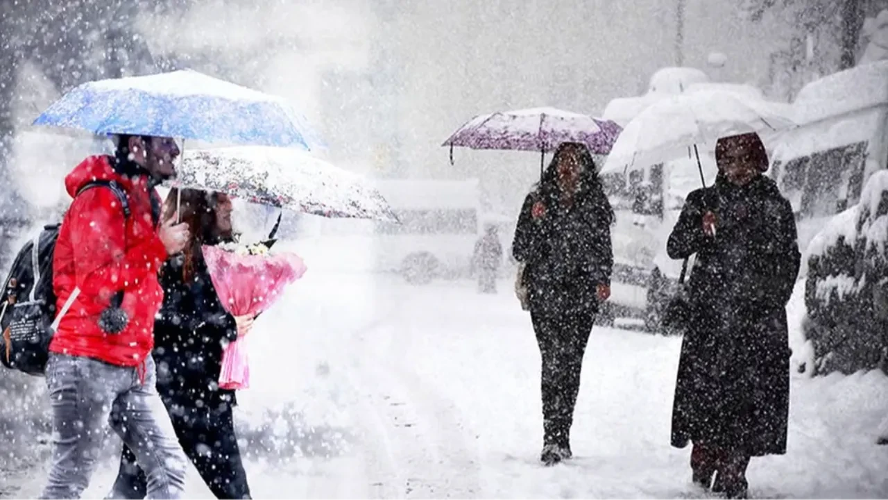 Meteoroloji bu iller için alarm verdi! Kuvvetli kar yağışı geliyor: Gece saatlerinde bastıracak 