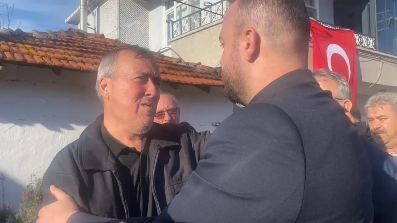 MHP lideri Bahçeli'den "Beni Devlet Bahçeli’ye götürün" diyen şehit babasına telefon