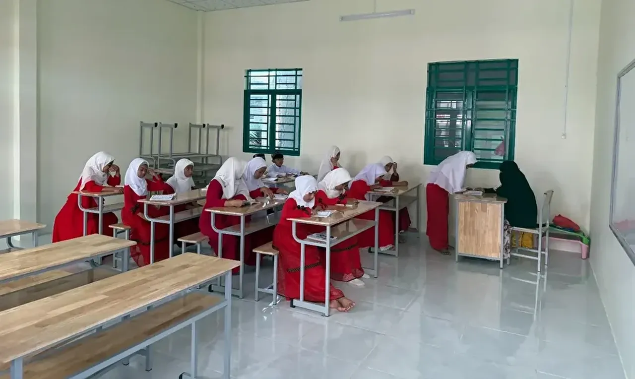 Sadakataşı Vietnam’da cami ve okul açılışı gerçekleştirdi