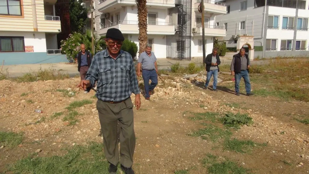 Şaşkına çeviren yetenek! Hisleriyle su bulan adam çiftçilerin kurtarıcısı oldu