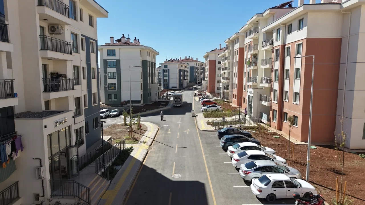 Bakan Uraloğlu; Adıyaman'da hayal edilemeyeni gerçeğe dönüştürdük