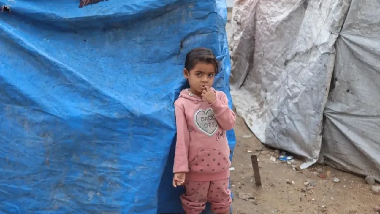 Gazze'de etkili olan şiddetli yağış, mevcut insani krizi daha da derinleştiriyor