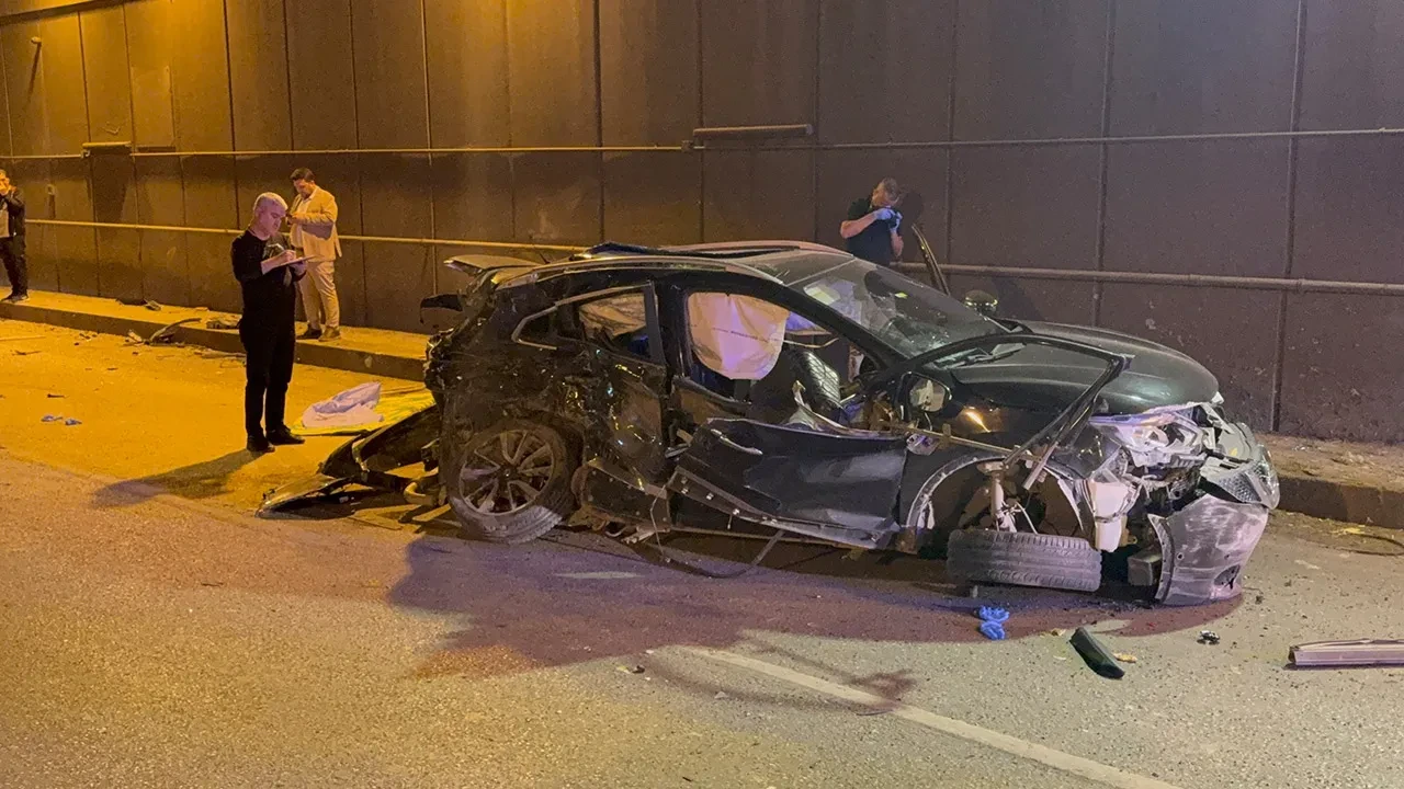 Kontrolden çıkan cip, araçla çarpıştı: 2 ölü, 1 yaralı