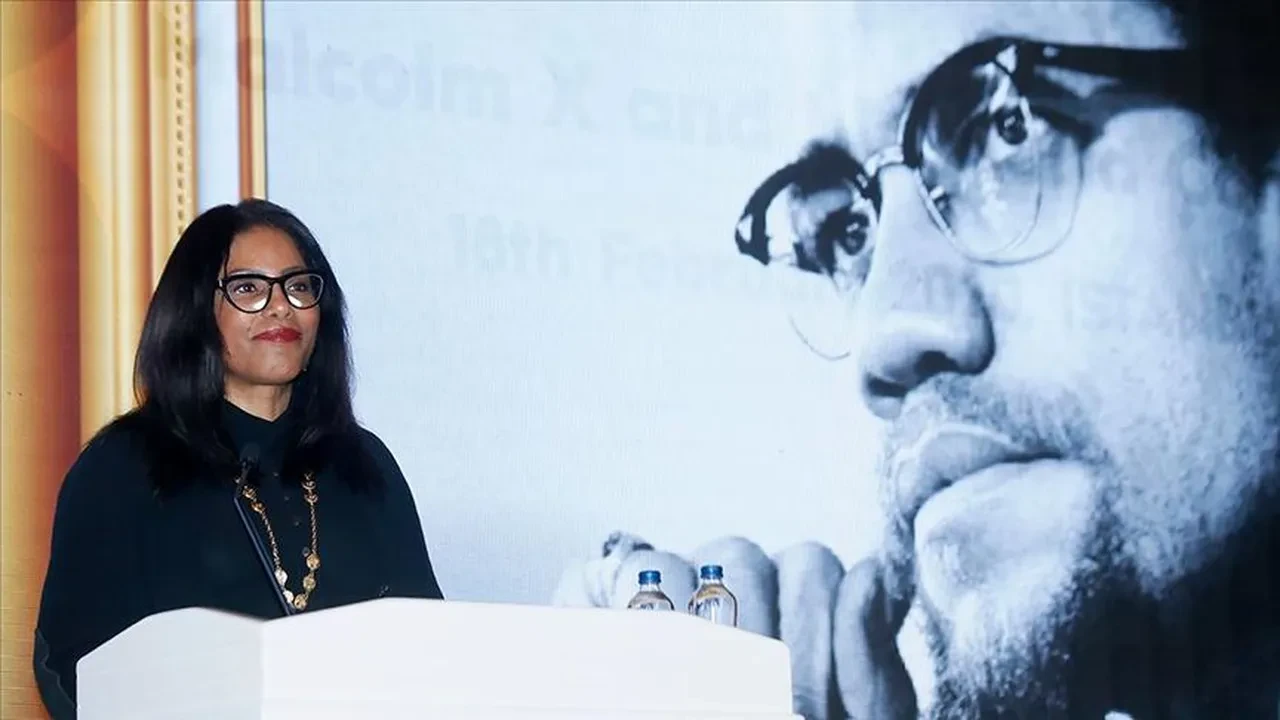 Malcolm X'in kızı Ilyasah Shabazz'dan itiraf: "Babam 21 Şubat’ta 21 kurşun yedi"