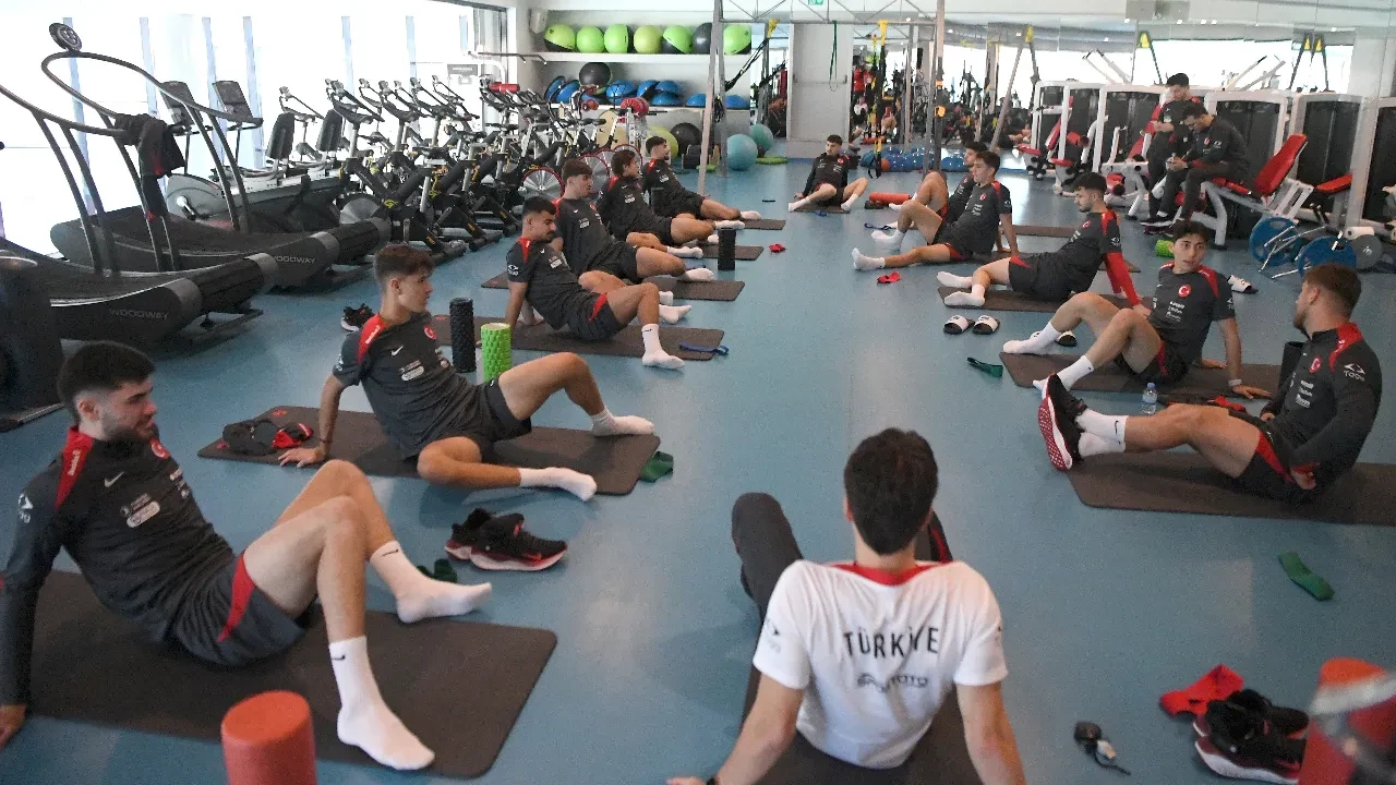 Ümit Milli Takımı, Litvanya maçı hazırlıklarına ara vermeden başladı