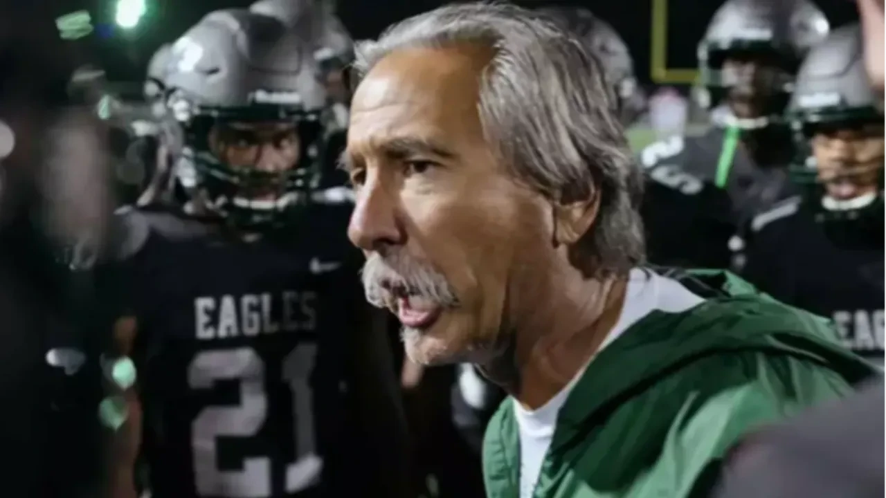 Ünlü oyuncu John Beam üniversite kampüsünde öldürüldü