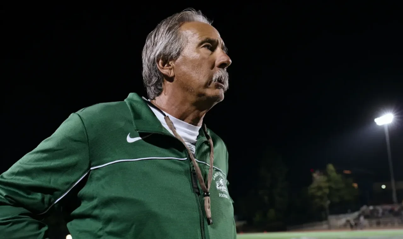 Ünlü oyuncu John Beam üniversite kampüsünde öldürüldü