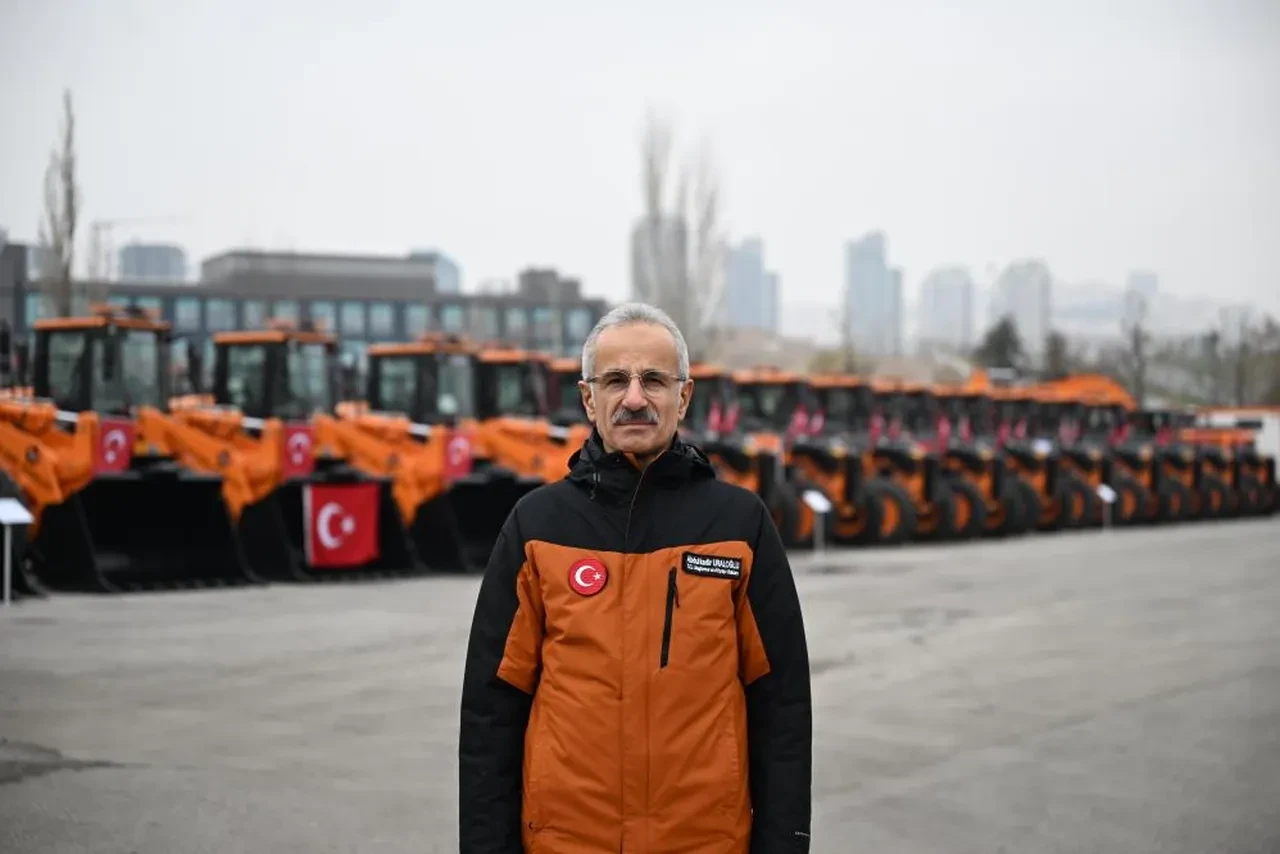 Zorunlu kış lastiği uygulaması başladı! 5 bin 856 TL cezası var